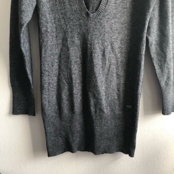Marciano Sweater Hooded Grey Tunic Deep V Neck Sweater EUC L? (See Measurements) - Picture 4 of 11